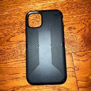 iPhone 11 Presidio Black Grip Case